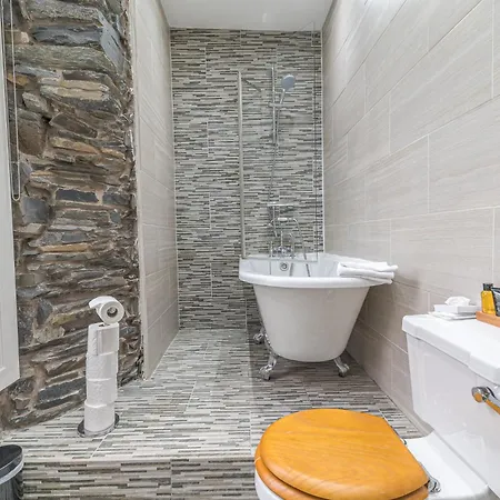 ゲストハウス 1869 4*